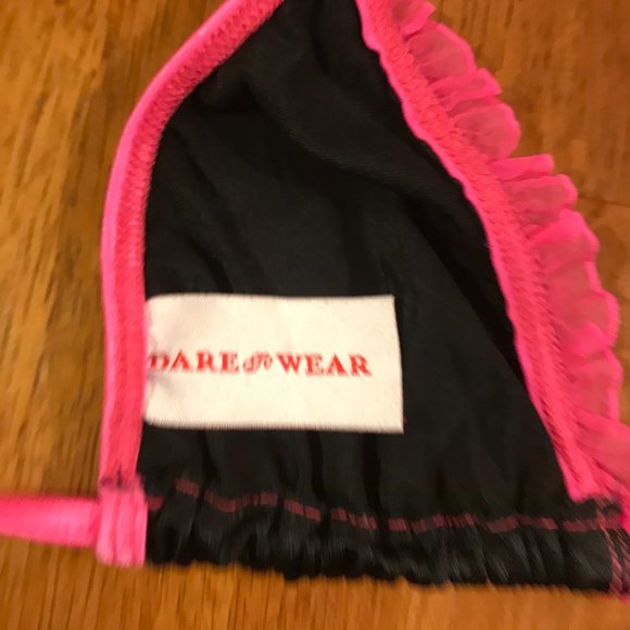 "Dare to wear" Bikinis - Picture 7 of 7